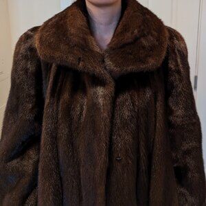 Genuine Mink Fur Coat Full Length Brown Wide Collar Cuffed Sleeves